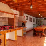 Casa Mercedes * El Río